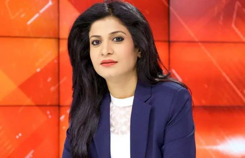 Anjana Om Kashyap salary